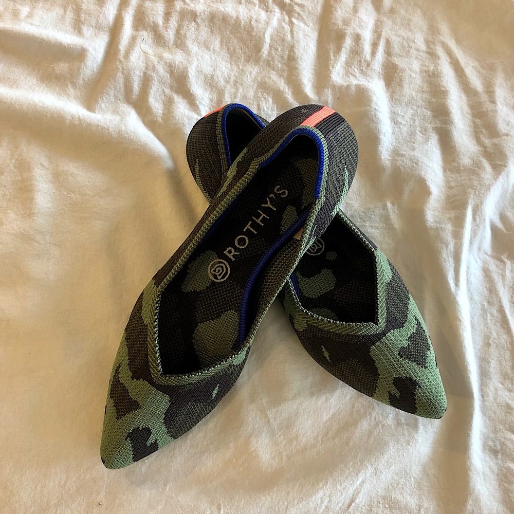 Rothy’s Green Camo The Point shoes - retired print - size 9